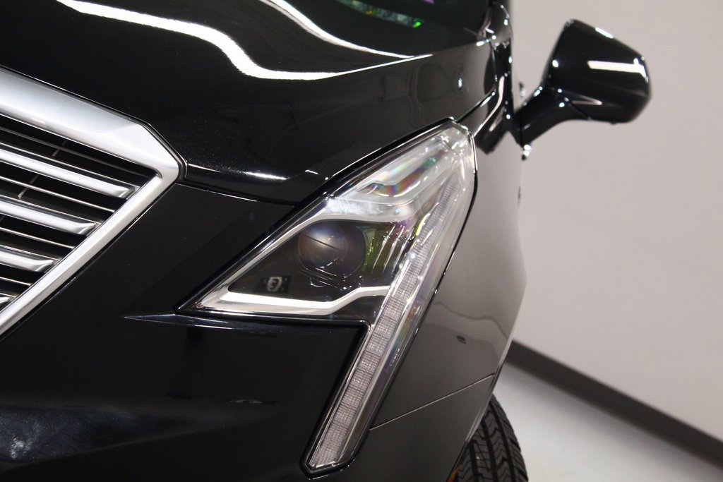 Used 2017 Cadillac XT5 Platinum image 7