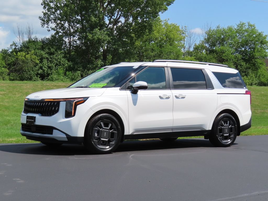 Certified 2026 Kia Carnival EX FWD image 27