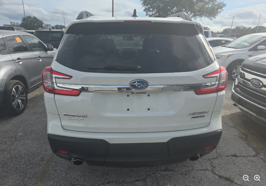 Used 2023 Subaru Ascent Limited AWD/4WD image 7