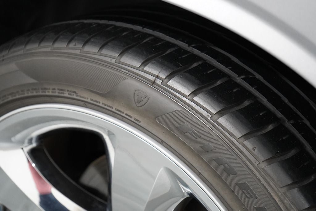 Used 2013 Dodge Challenger R/T Plus RWD image 33