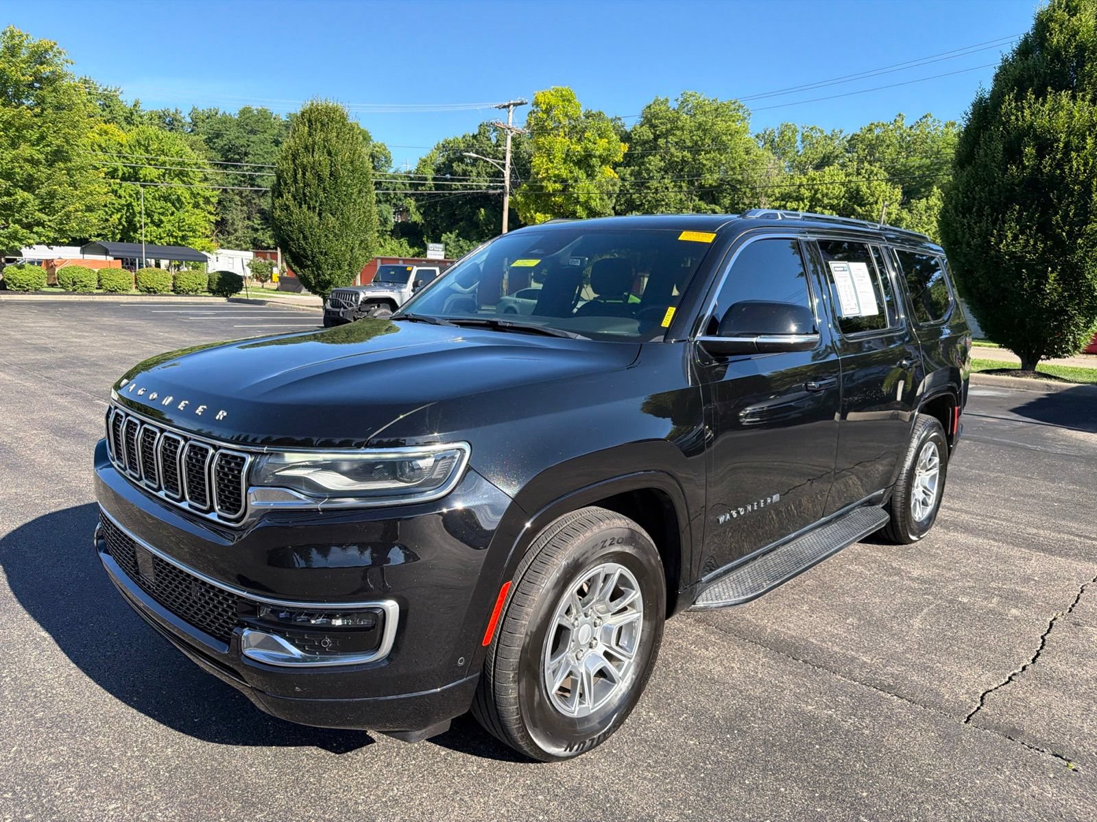 Used 2024 Jeep Wagoneer 4WD image 9