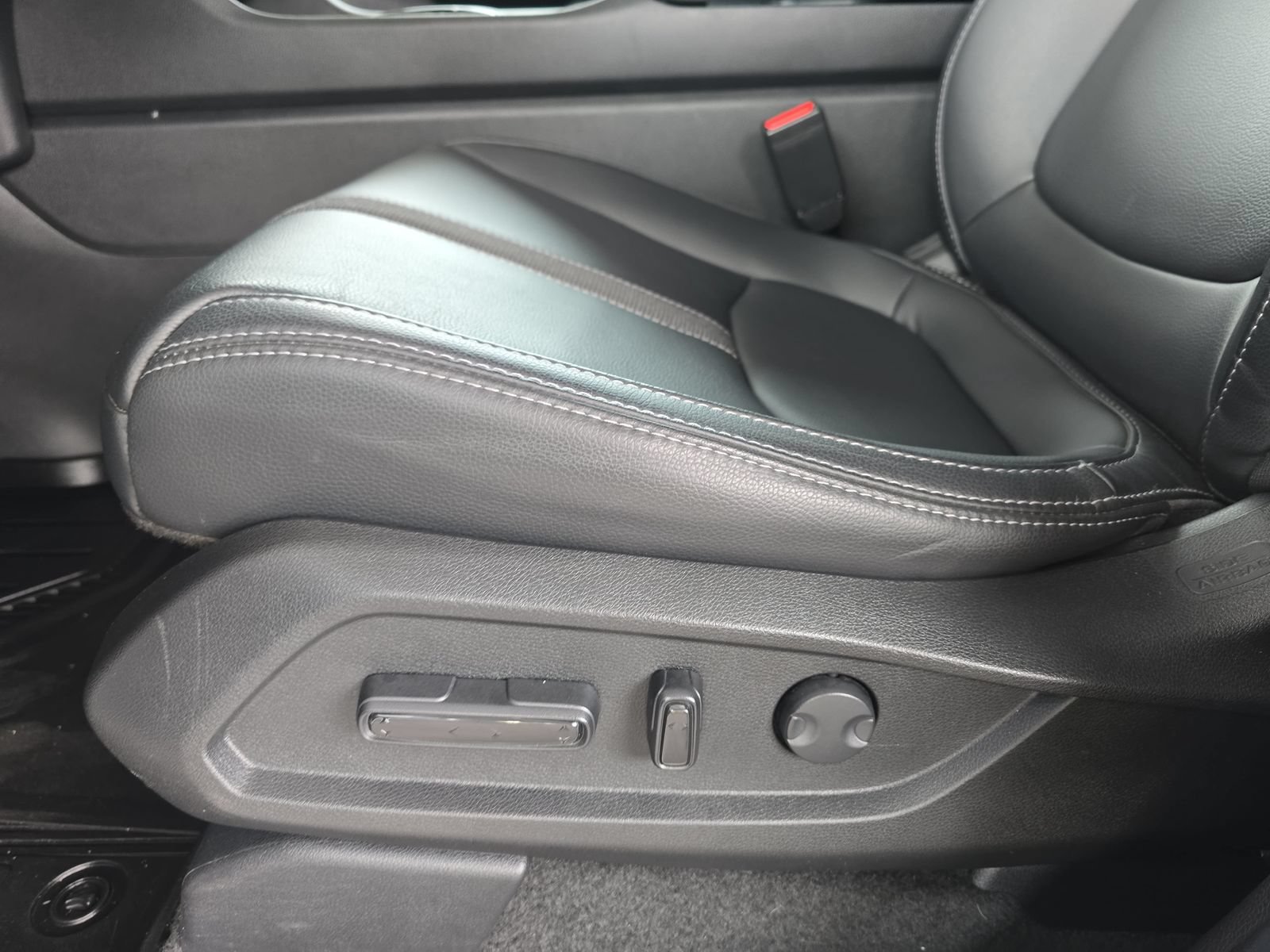Certified 2025 Honda Pilot EX-L image 29