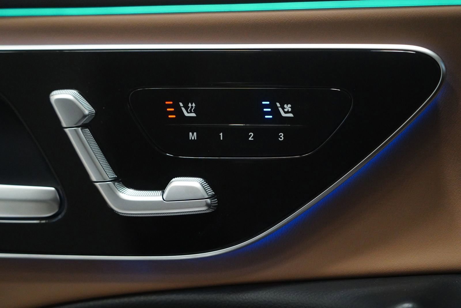 New 2026 Mercedes-Benz E 350 4MATIC Sedan image 29