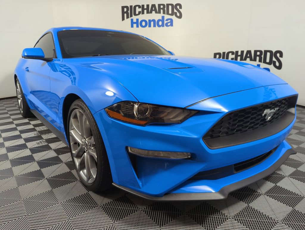 Used 2023 Ford Mustang Premium image 6