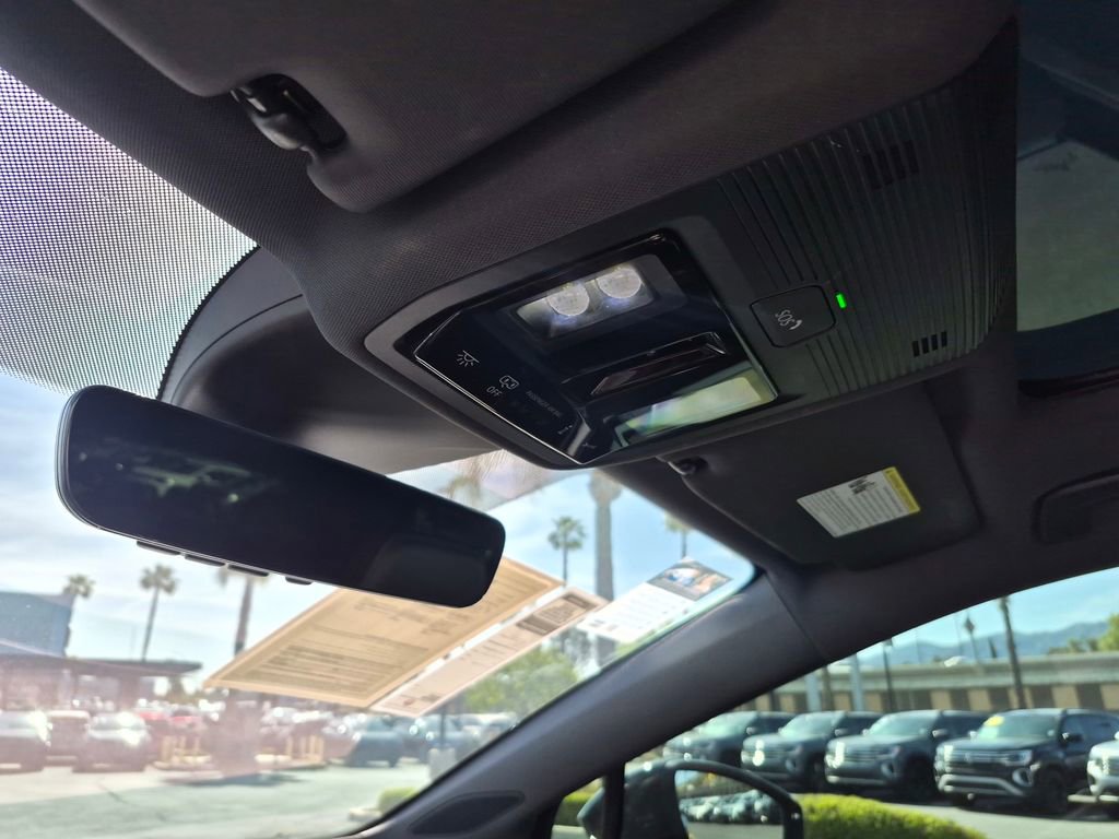 Used 2023 Volkswagen ID.4 Pro S AWD/4WD image 18