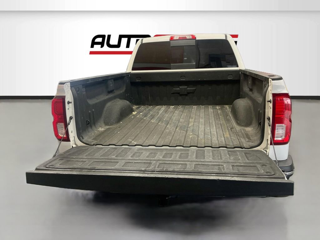Used 2017 Chevrolet Silverado 1500 LTZ w/ LTZ Plus Package AWD/4WD image 26