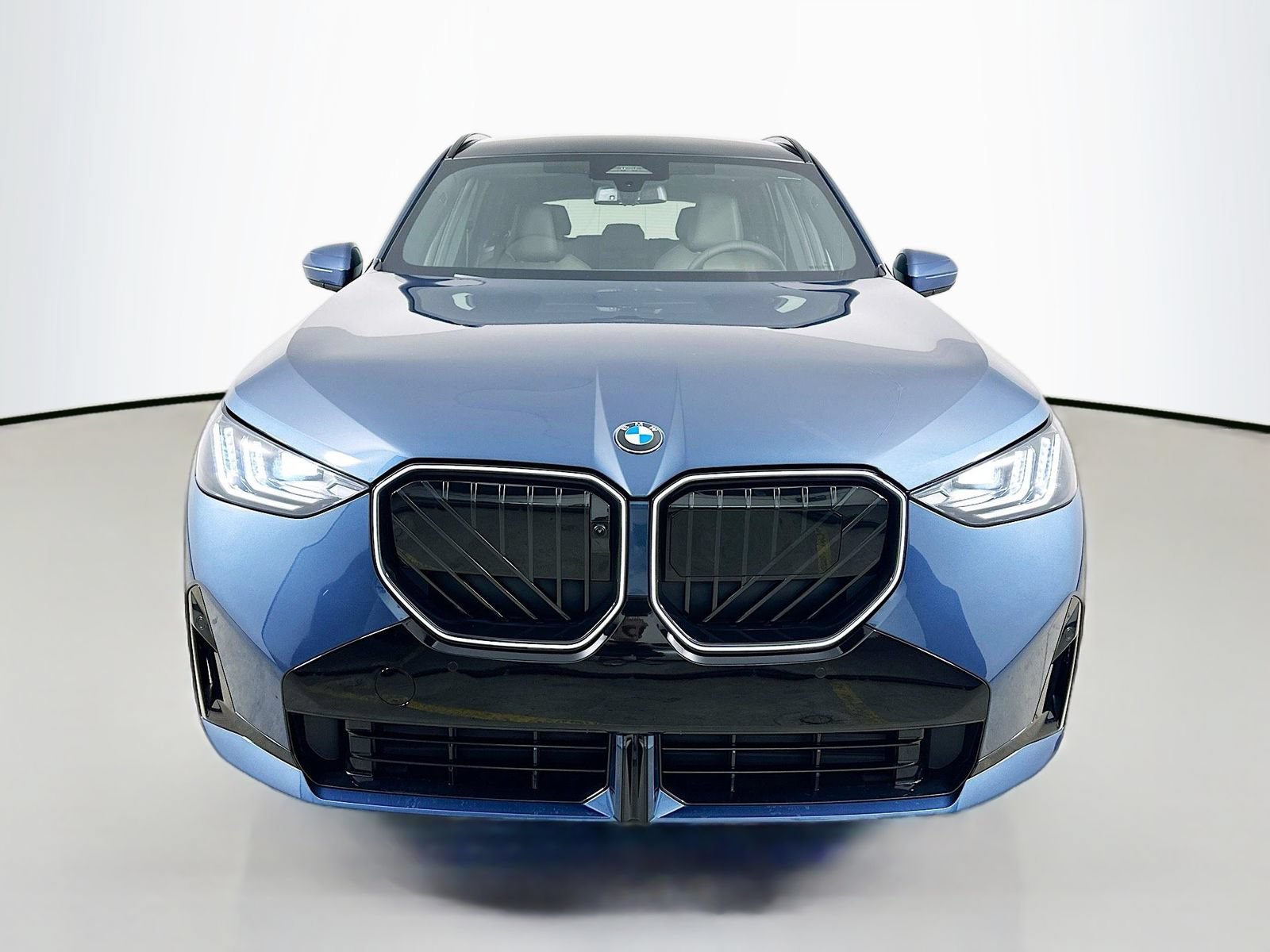 New 2026 BMW X3 xDrive30i w/ Premium Package AWD/4WD image 2