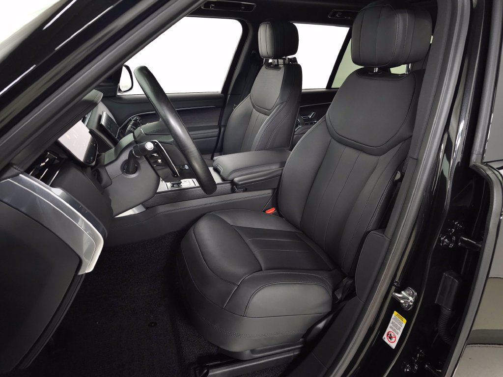 Certified 2026 Land Rover Range Rover SE AWD/4WD image 18