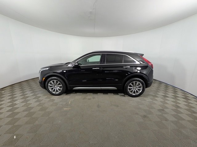 Used 2021 Cadillac XT4 Premium Luxury image 18