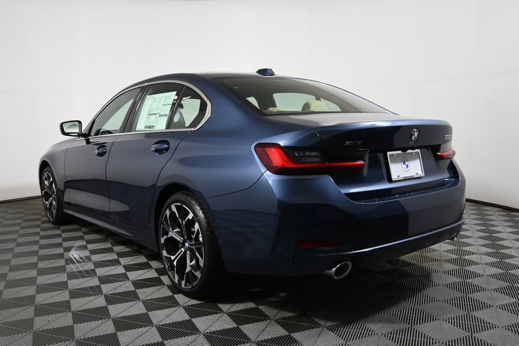 Used 2026 BMW 330i xDrive Sedan w/ Convenience Package image 5