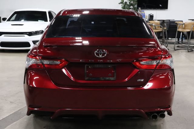 Used 2018 Toyota Camry SE FWD image 4