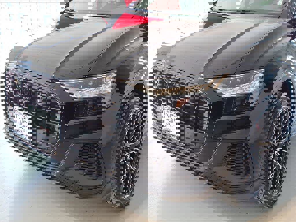 Used 2023 Audi Q8 Premium Plus w/ Premium Plus Package image 7