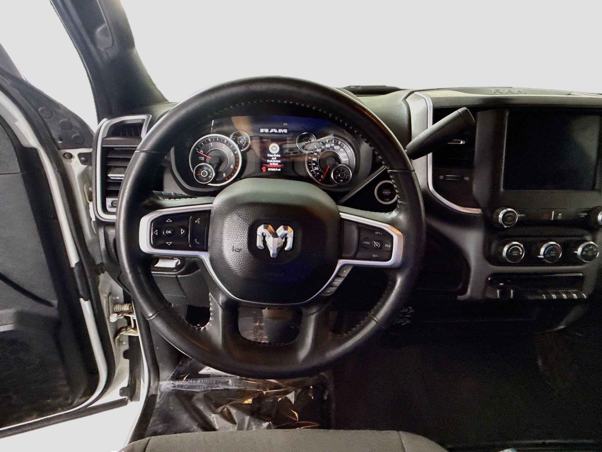 Used 2024 RAM 2500 Big Horn w/ Off Road Package AWD/4WD image 13