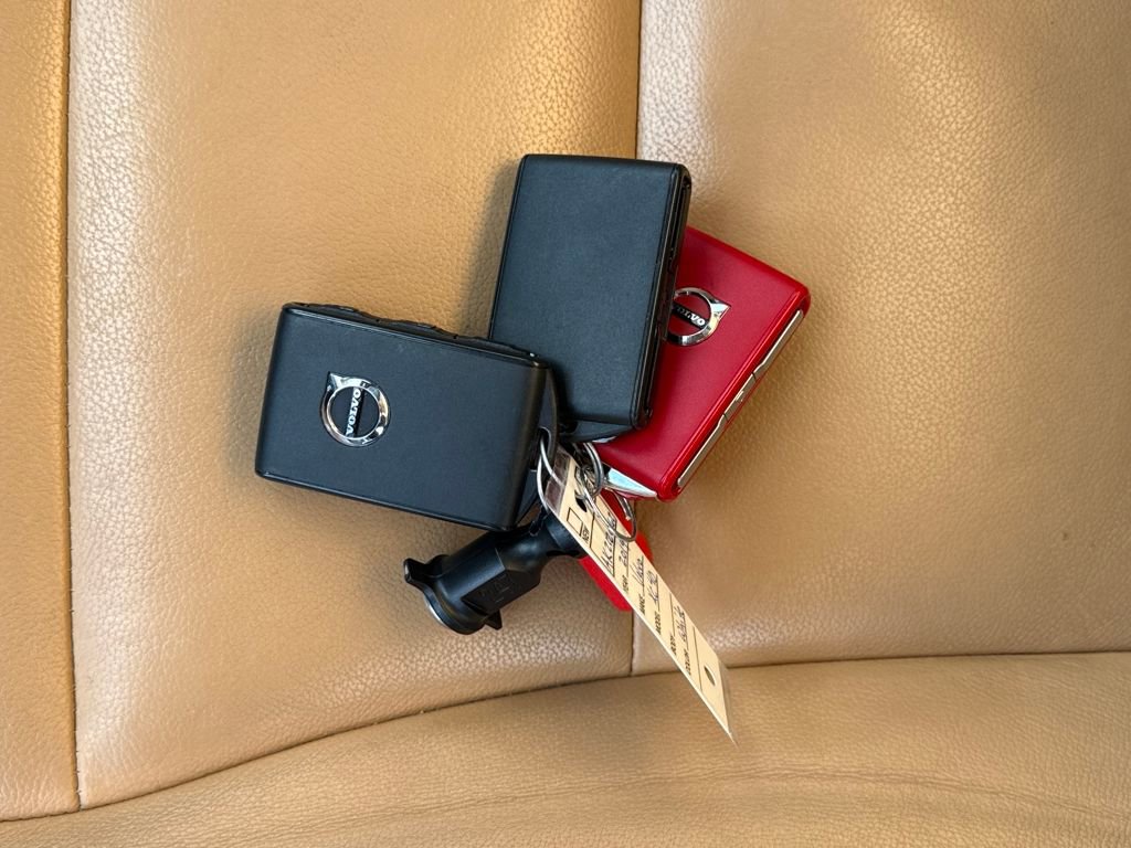 Used 2019 Volvo XC40 T5 Momentum image 29