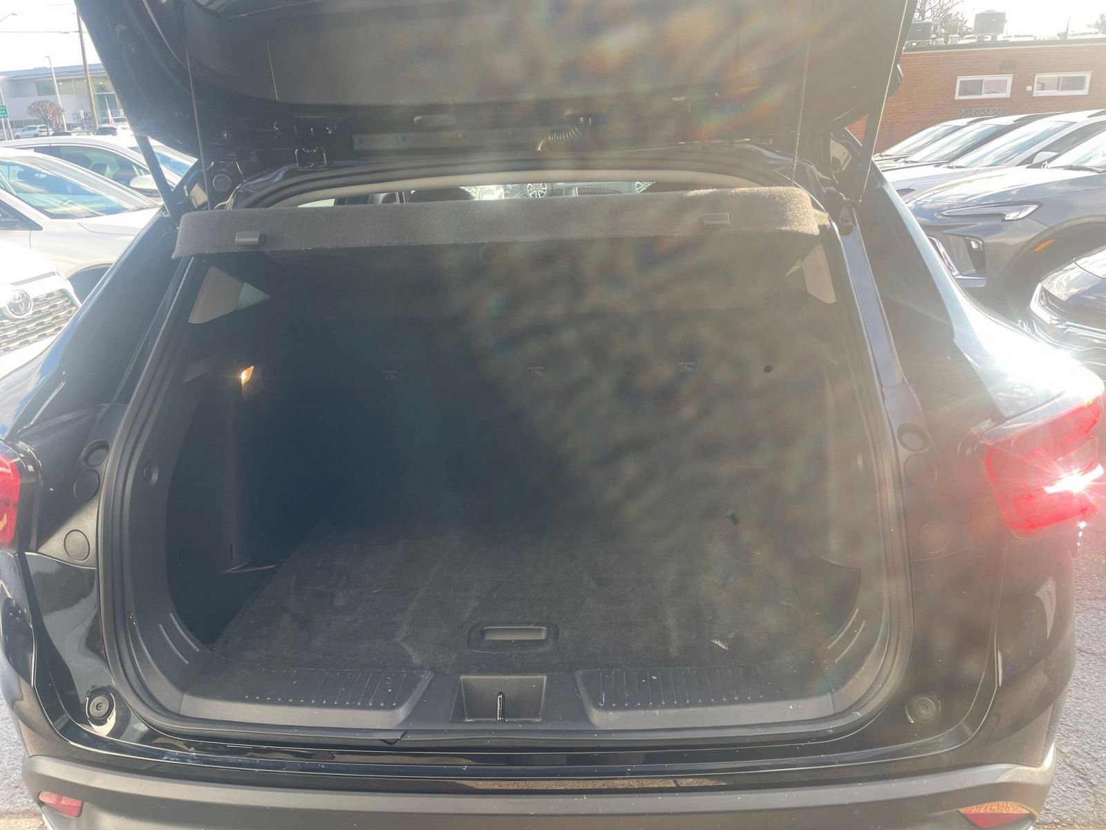 Used 2025 Chevrolet Trax LT image 29