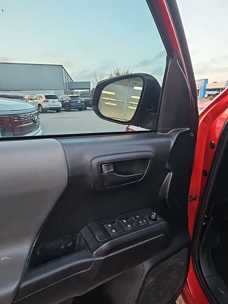 Used 2019 Toyota Tacoma SR w/ SR Convenience Package RWD image 11