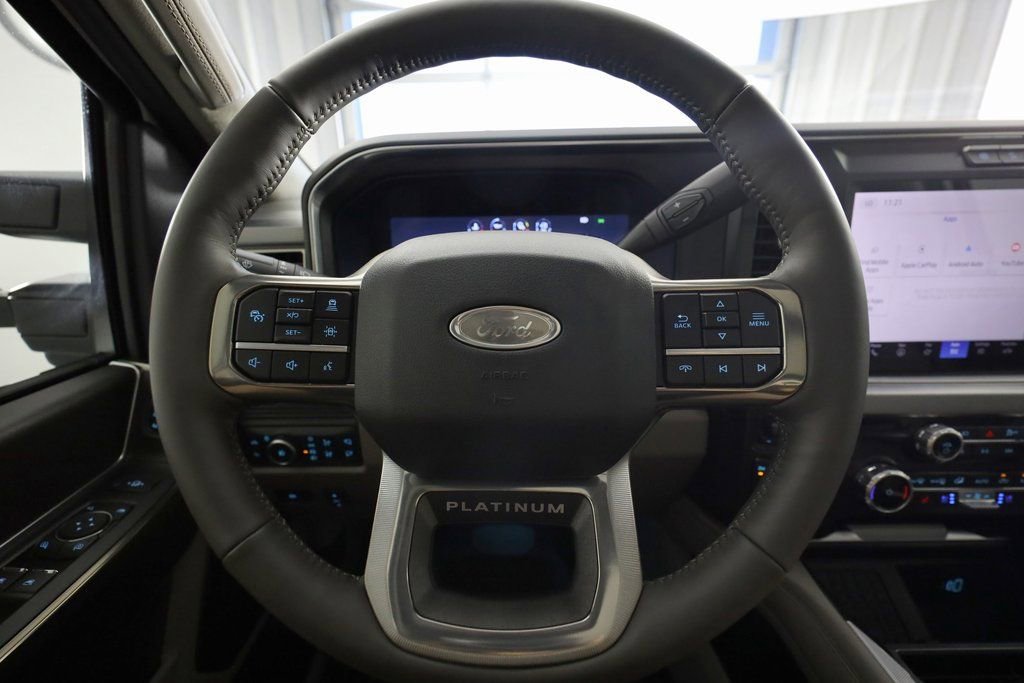 Used 2025 Ford F450 Platinum w/ Platinum Plus Package image 22