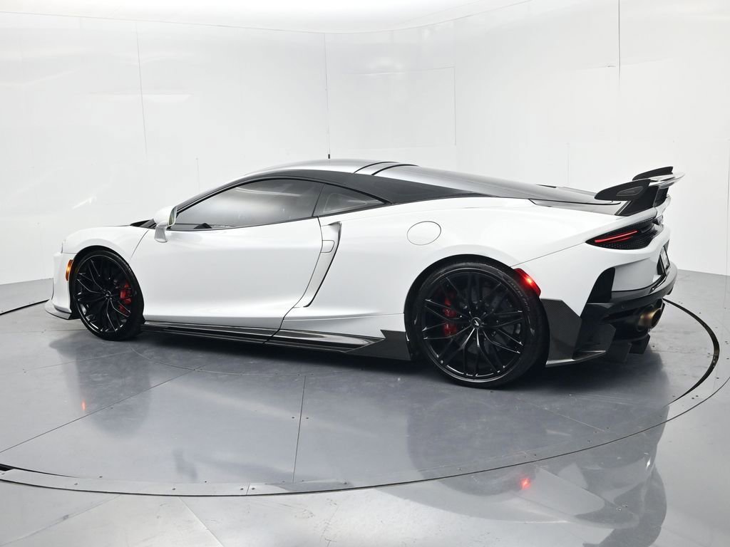 Used 2022 McLaren GT RWD image 5