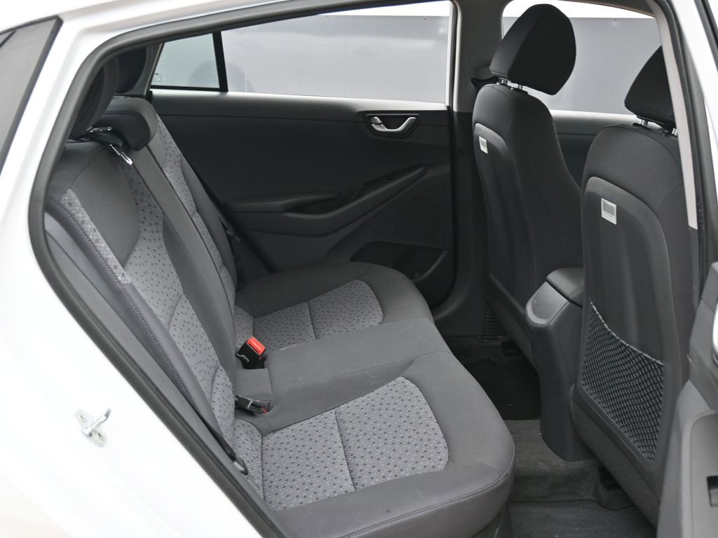 Used 2018 Hyundai Ioniq Blue image 31