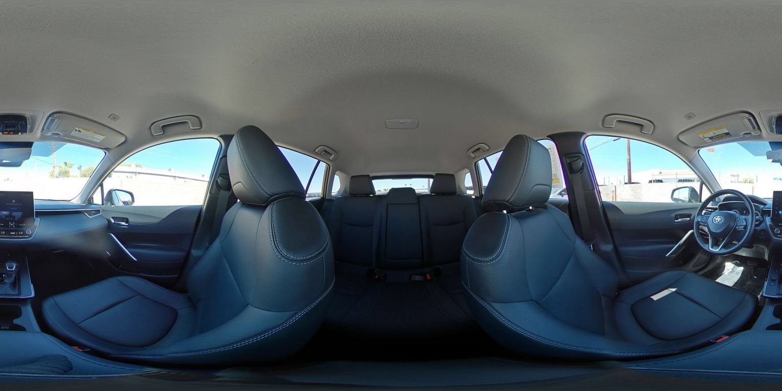 Used 2026 Toyota Corolla Cross XLE FWD image 39