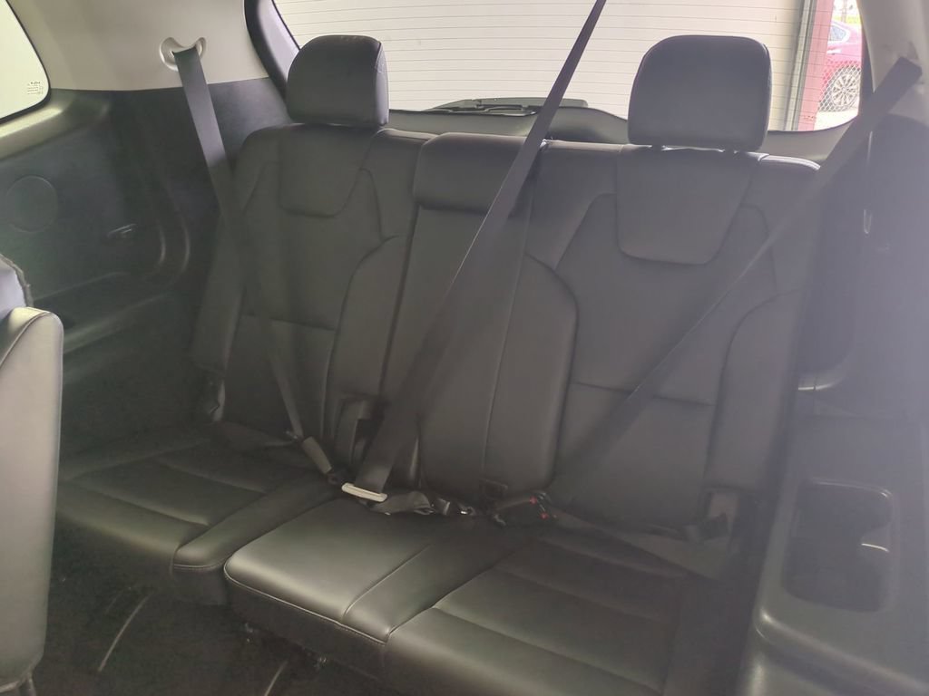 Used 2023 Kia Telluride S AWD/4WD image 16
