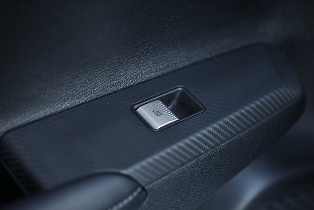 Used 2024 Mitsubishi Outlander SE image 22