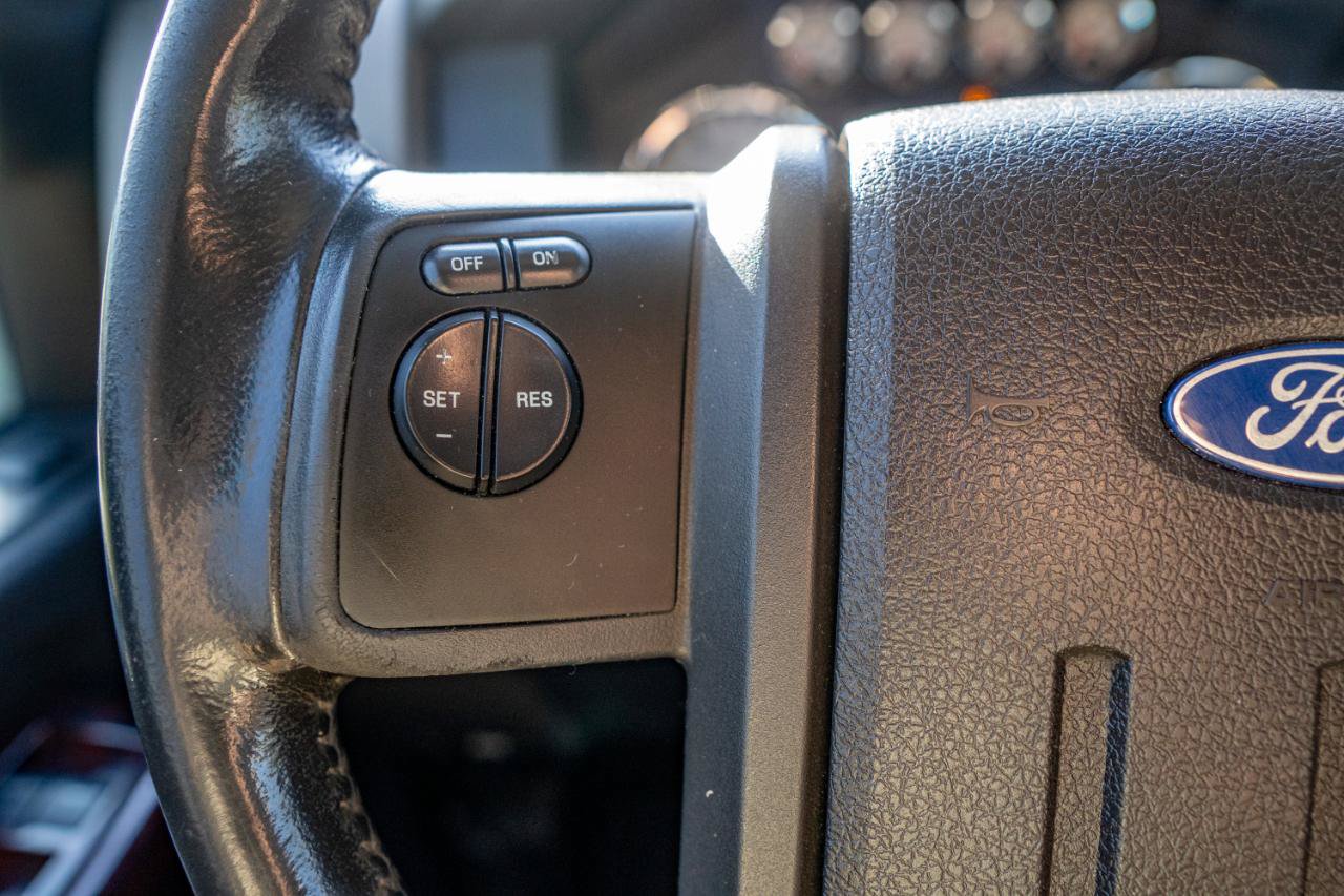 Used 2009 Ford F250 4x4 Crew Cab Super Duty image 32
