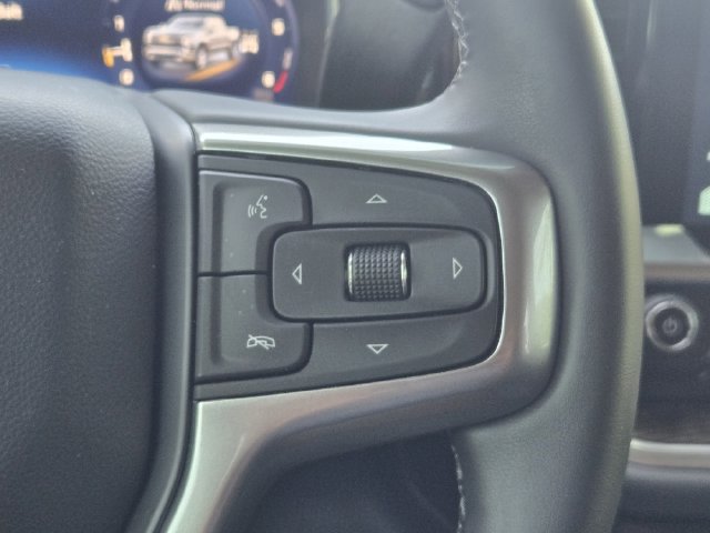 Used 2025 Chevrolet Silverado 1500 LT AWD/4WD image 23
