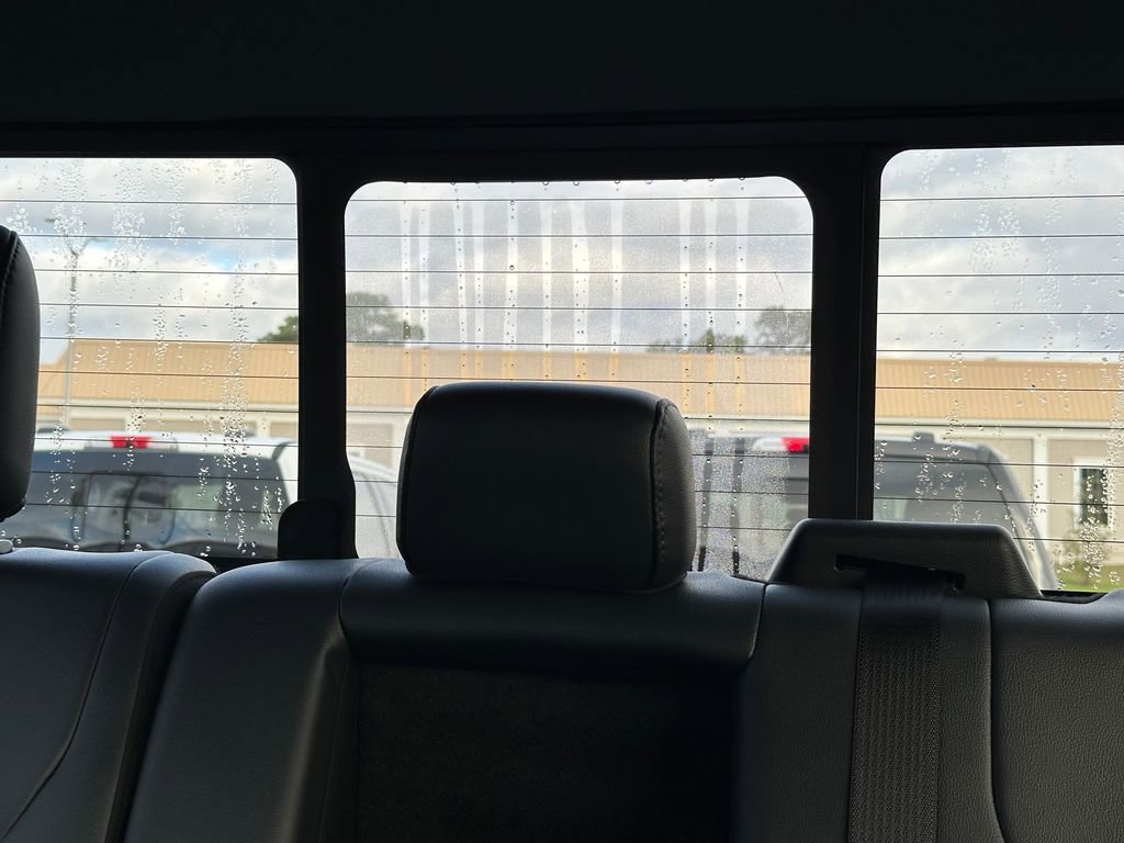 New 2026 Ford F250 Lariat w/ Black Appearance Package image 77