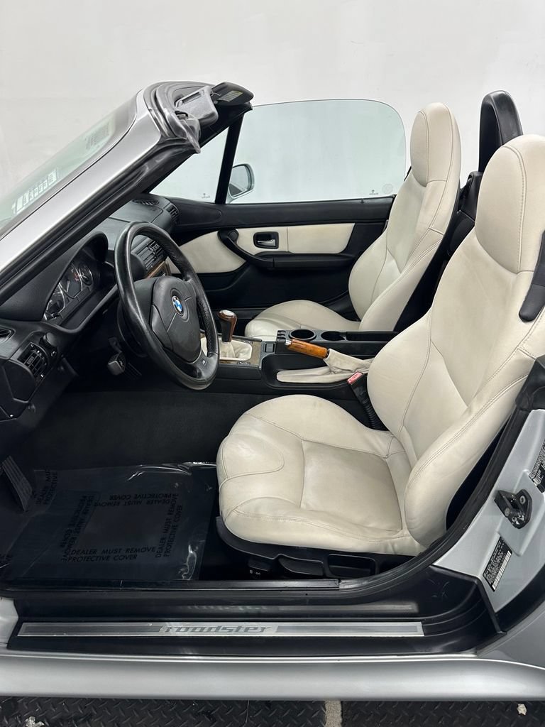 Used 2001 BMW Z3 3.0i RWD image 11