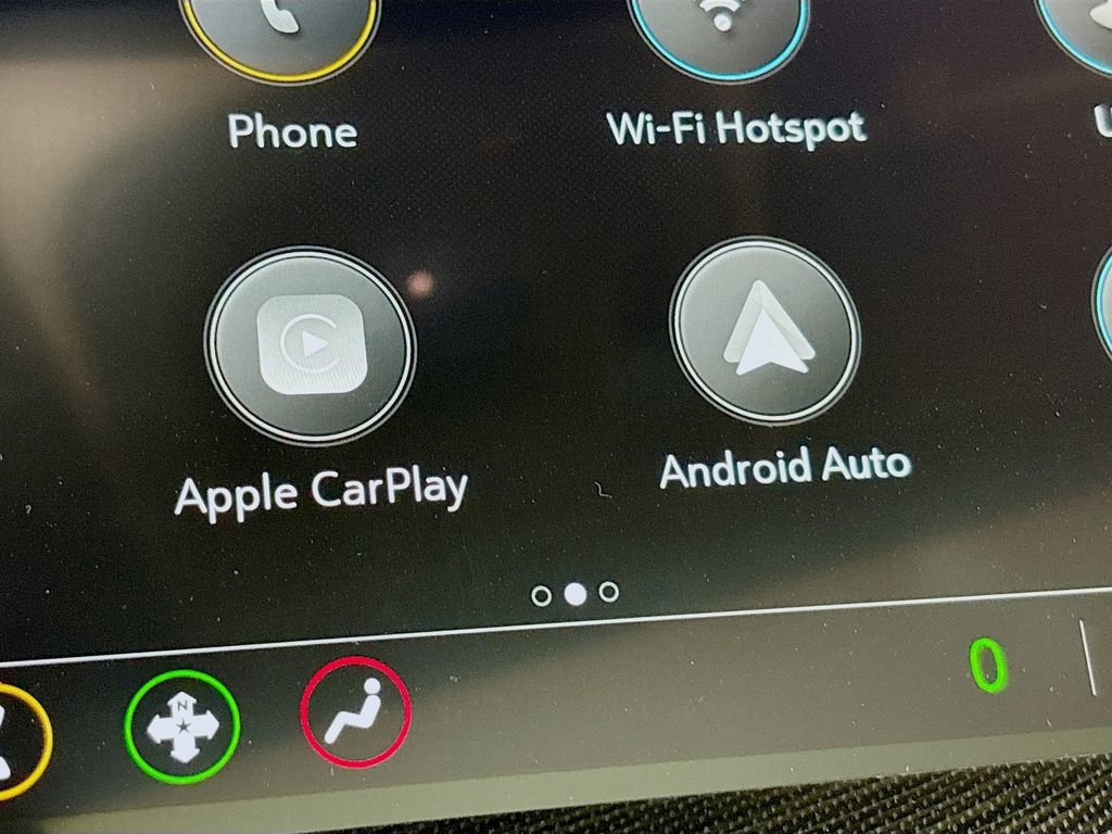 Certified 2023 Buick Envision Essence w/ Sport Touring Package image 17