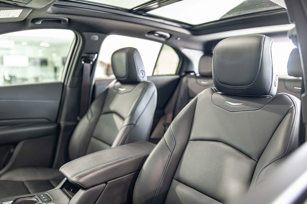 Used 2025 Cadillac XT4 Sport image 20