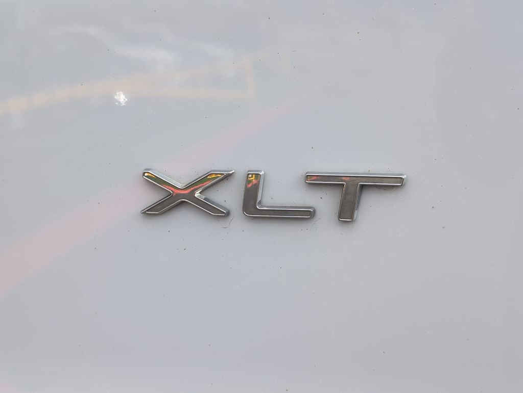 Used 2023 Ford Transit 350 XLT image 25