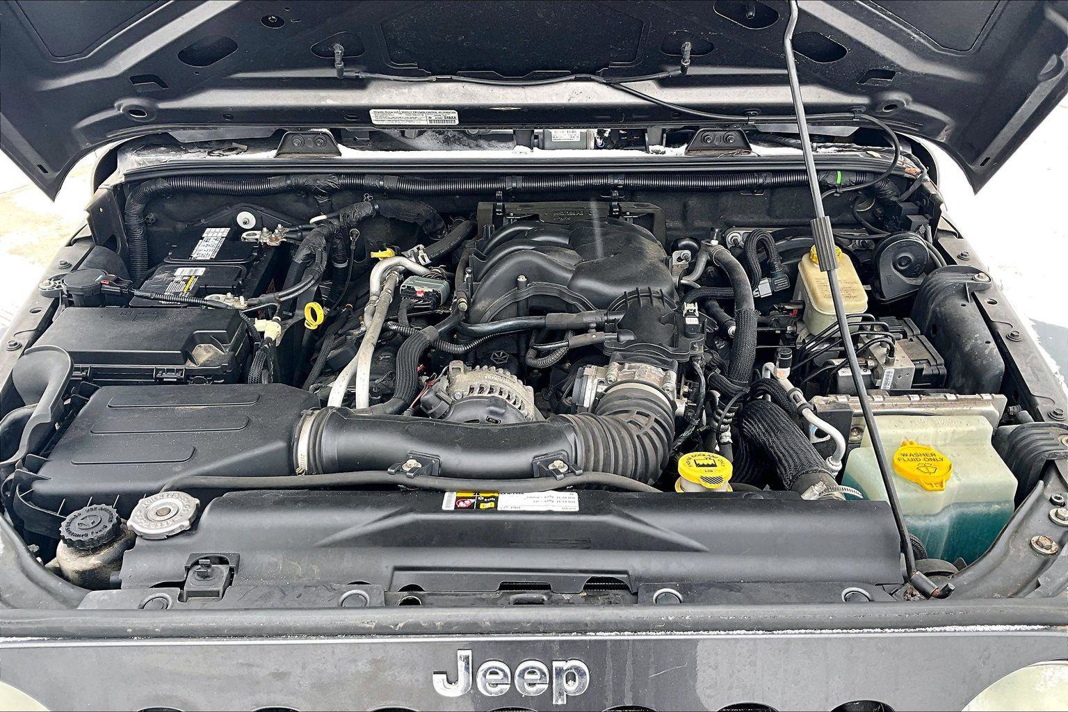 Used 2014 Jeep Wrangler Unlimited Sport w/ Quick Order Package 24S image 10