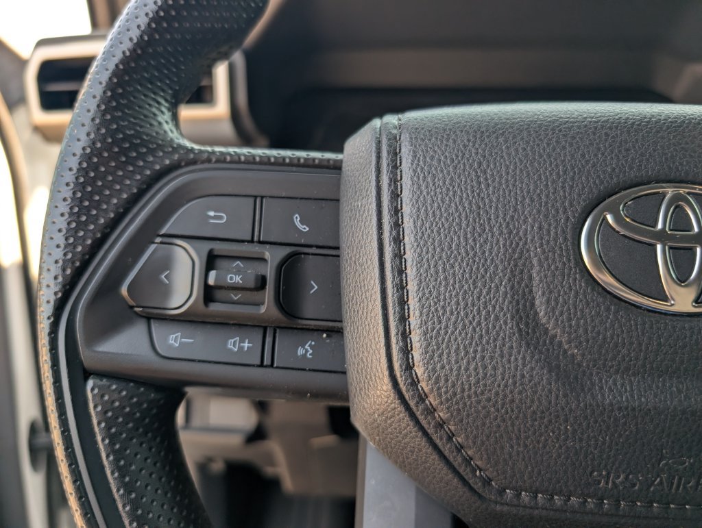 Used 2024 Toyota Tacoma SR5 AWD/4WD image 24