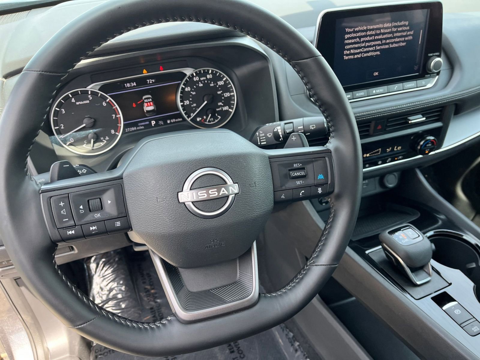Used 2025 Nissan Rogue SV FWD image 30