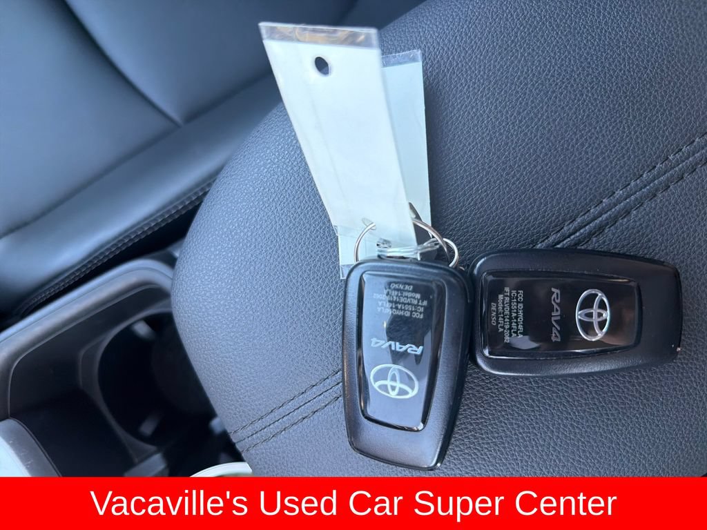Used 2023 Toyota RAV4 XLE Premium AWD/4WD image 29