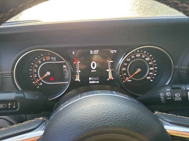 Used 2021 Jeep Wrangler Unlimited Sahara AWD/4WD image 30