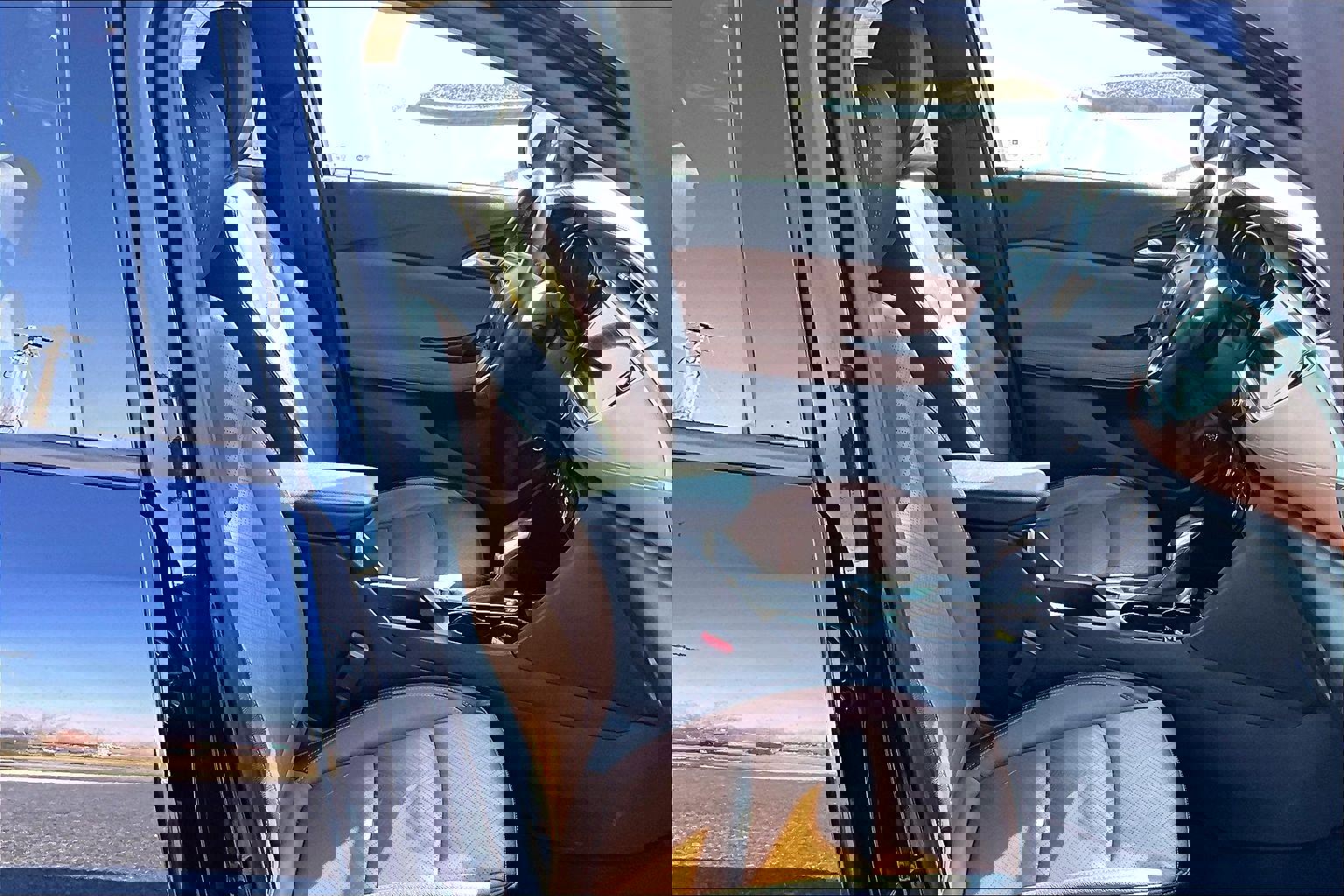 Used 2021 Buick Encore GX Essence w/ Advanced Technology Package image 7