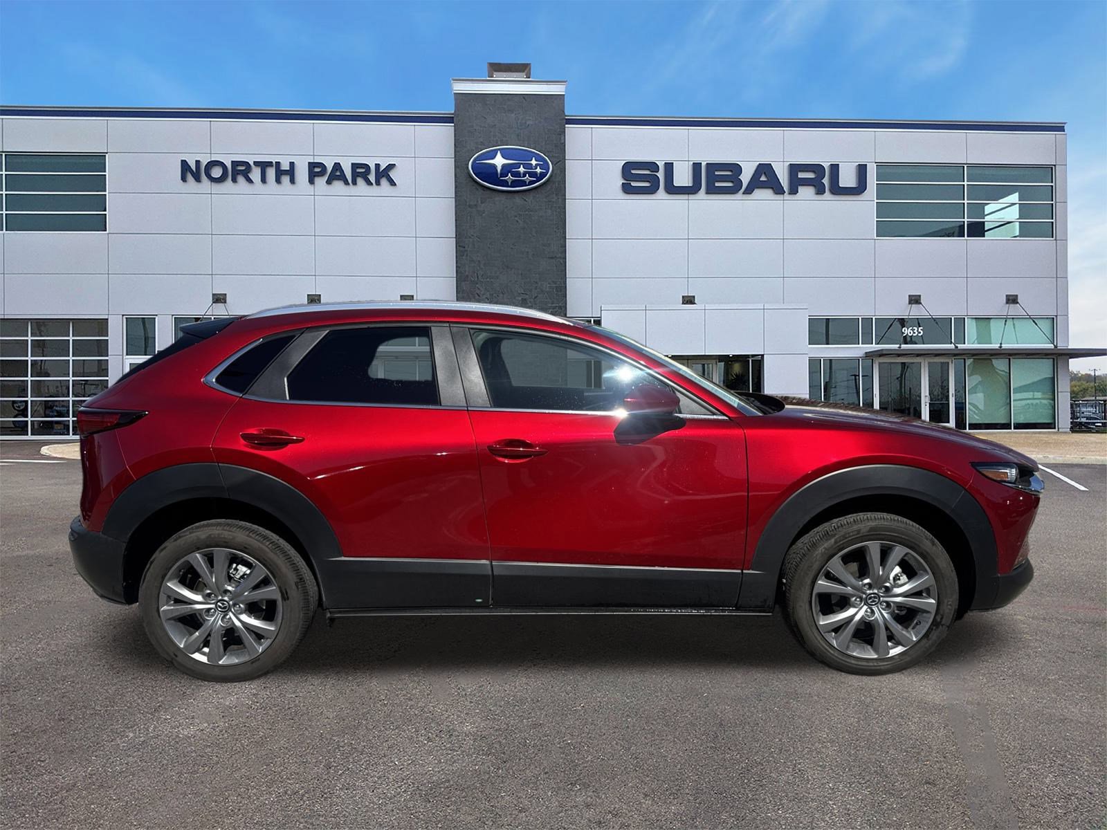 Used 2023 MAZDA CX-30 AWD 2.5 S w/ Select Package image 2