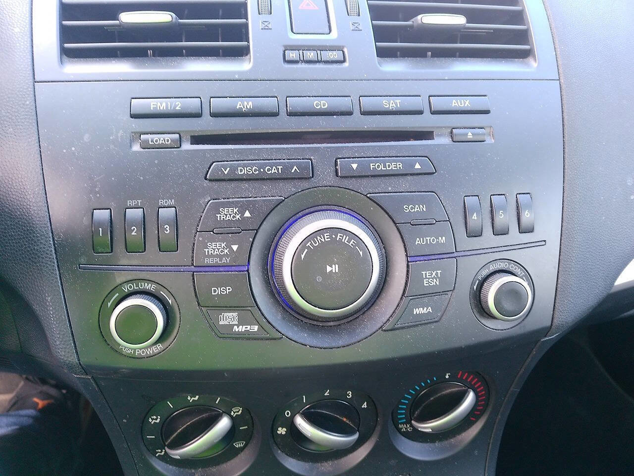 Used 2013 MAZDA MAZDA3 i Sport image 10