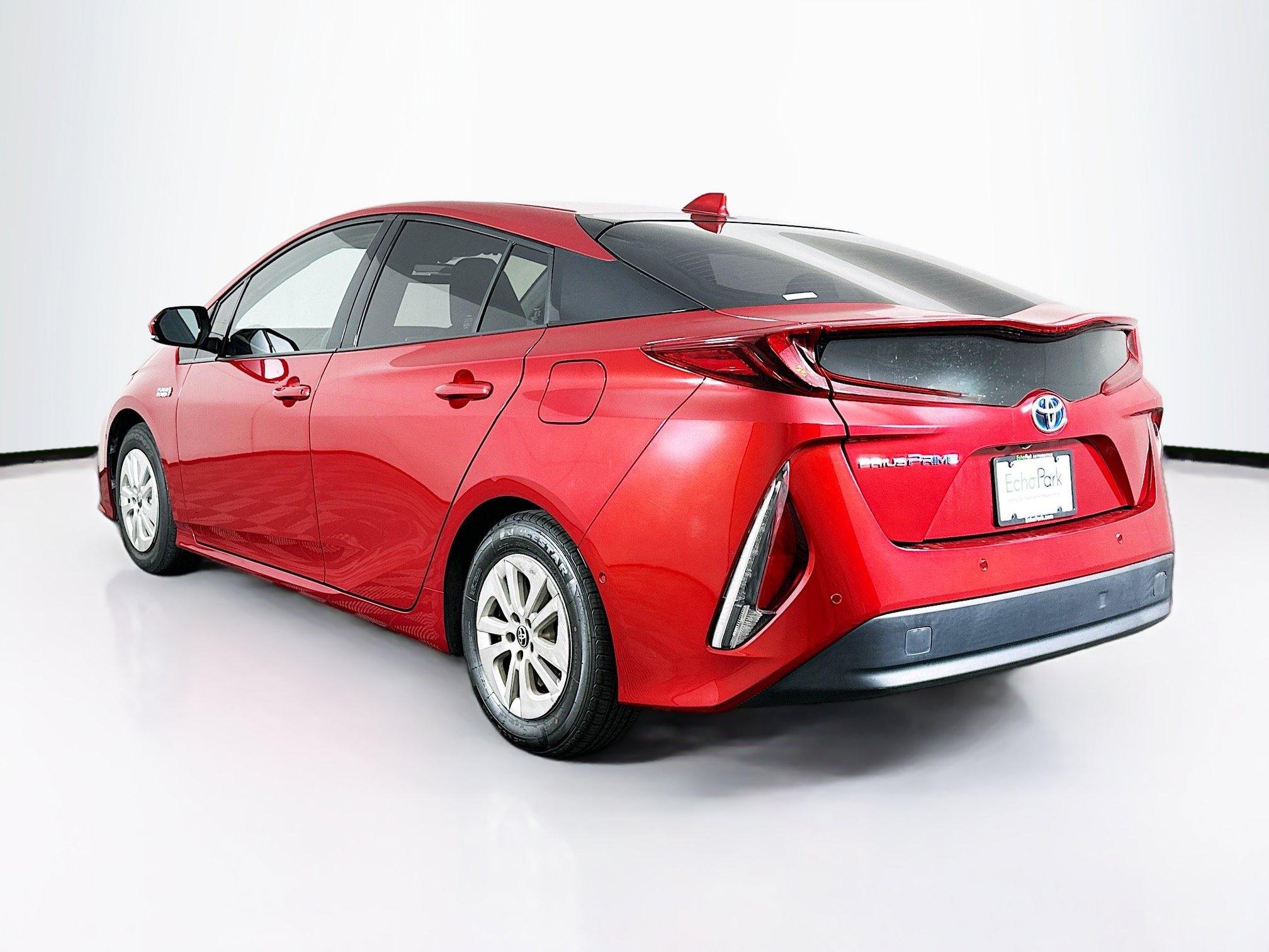 Used 2017 Toyota Prius Prime Advanced FWD image 5