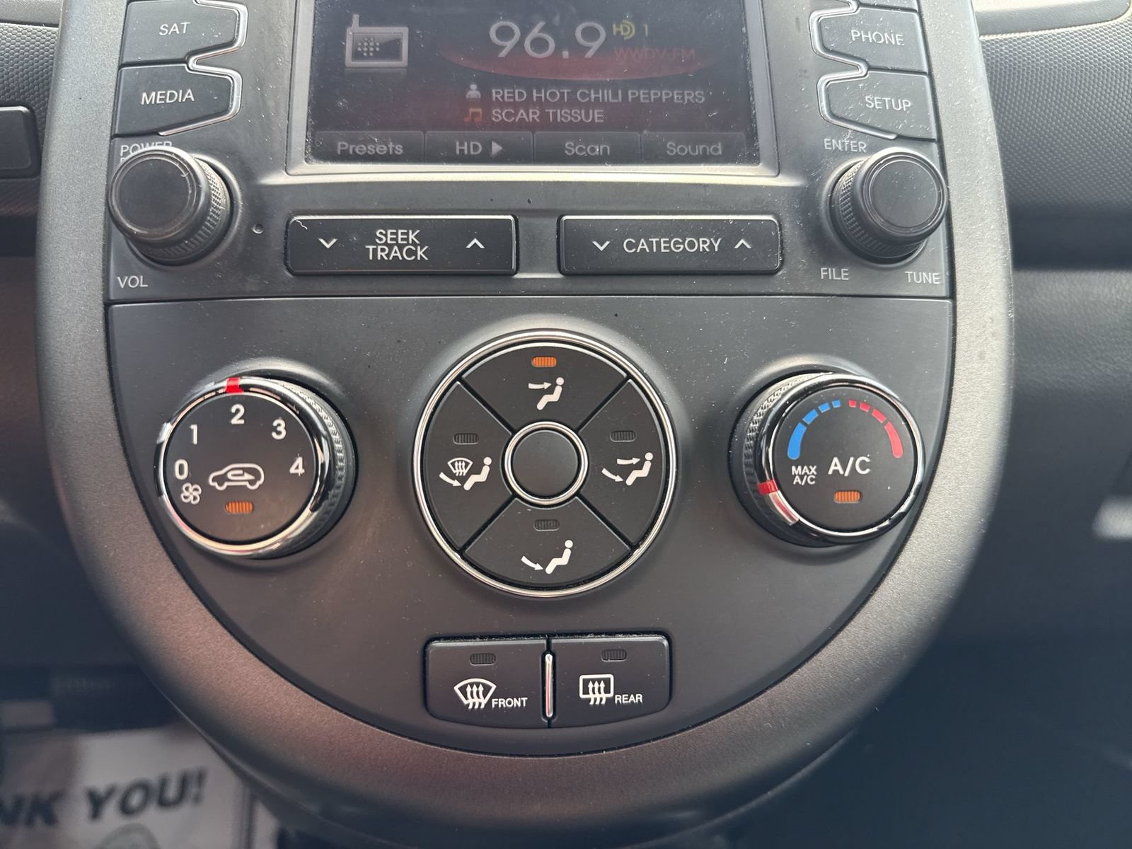 Used 2013 Kia Soul + w/ Audio Pkg FWD image 19