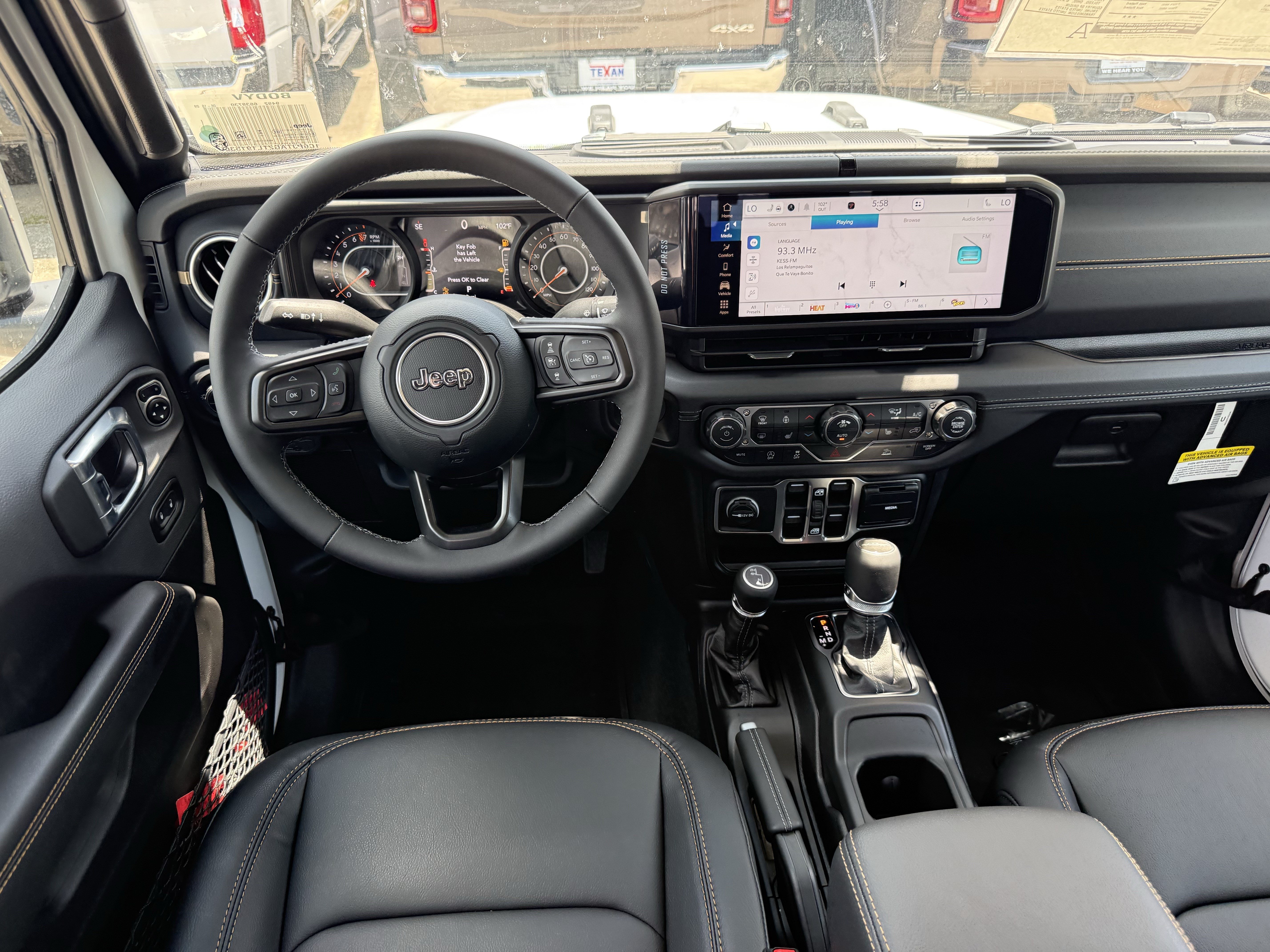 New 2026 Jeep Gladiator Sport AWD/4WD image 11