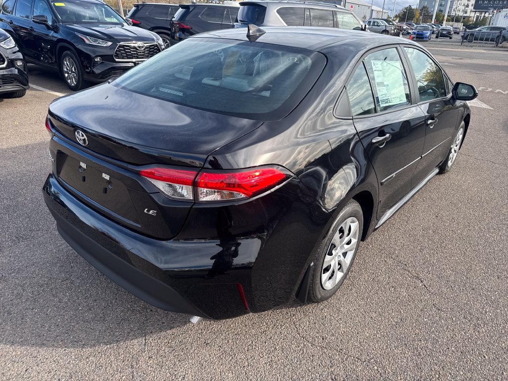 New 2027 Toyota Corolla LE FWD image 7
