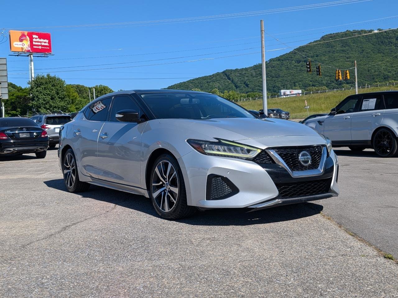 Used 2019 Nissan Maxima 3.5 SL w/ Floor Mat Group FWD image 6