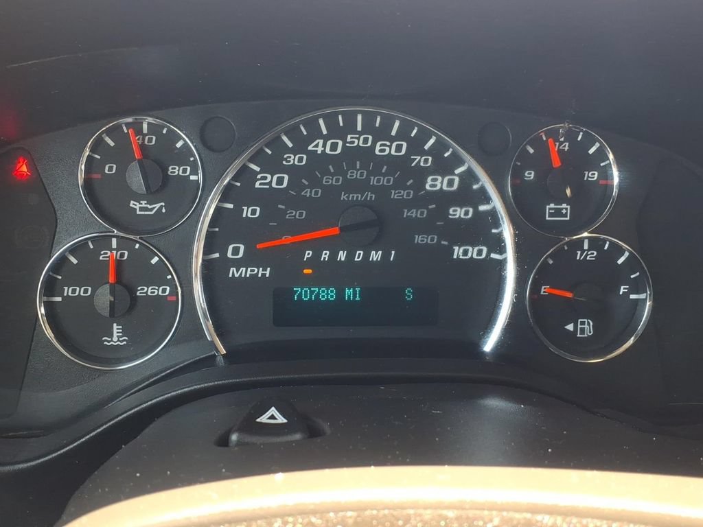 Used 2018 Chevrolet Express 3500 LT w/ LT Preferred Equipment Group RWD image 6
