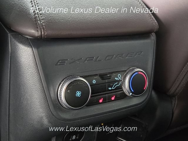 Used 2025 Ford Explorer Platinum w/ LUX Leather Package AWD/4WD image 19