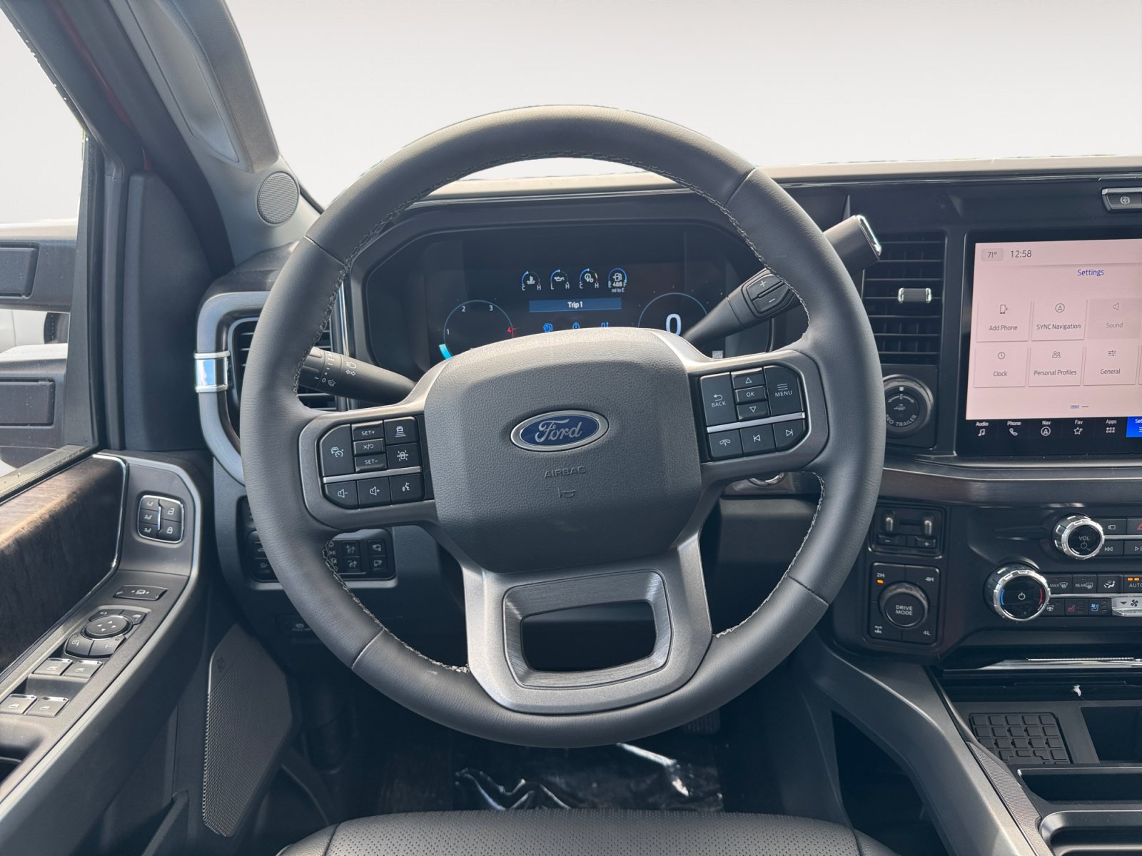 New 2026 Ford F250 Lariat w/ Black Appearance Package AWD/4WD image 16