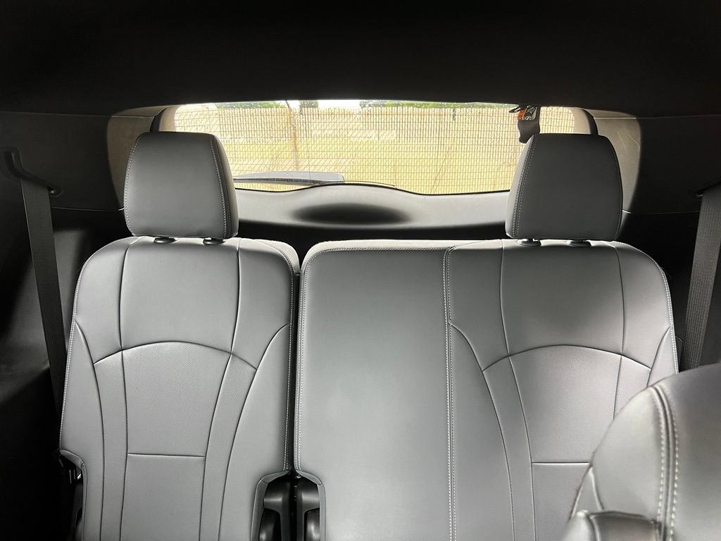 Certified 2023 Buick Enclave Essence FWD image 31